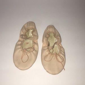 Ballet shoes